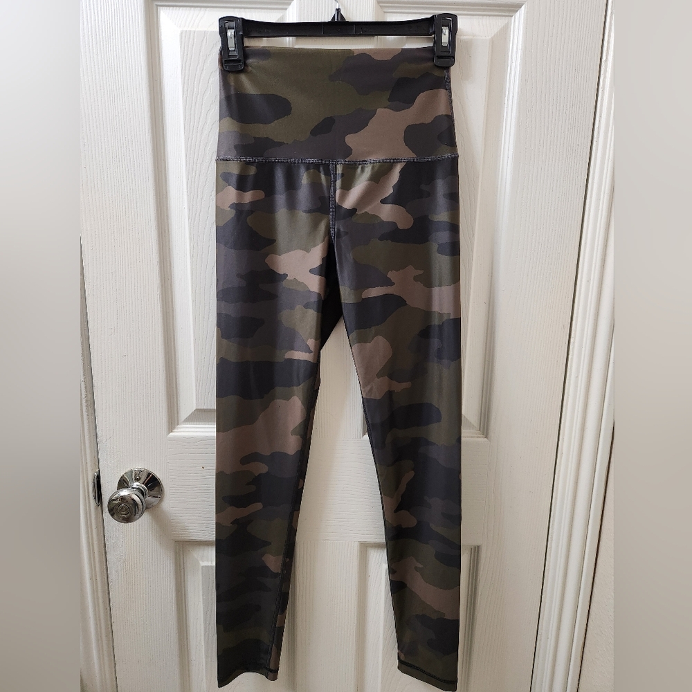 Aerie Camo Leggings - Green and Brown